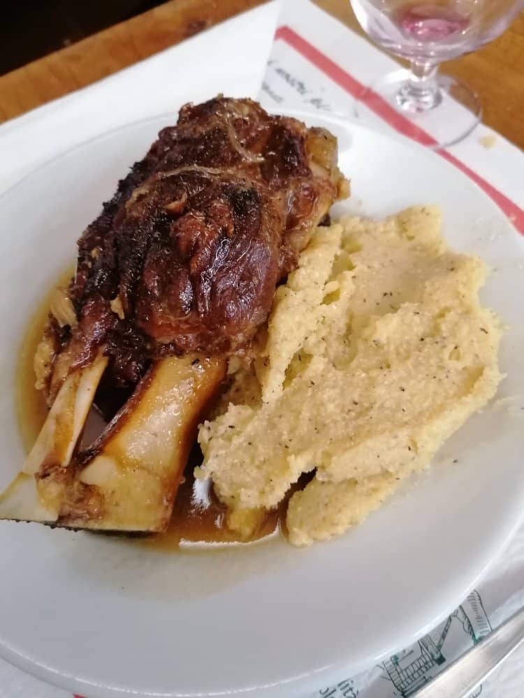 Rustic 'Nonna's House' Ambiance