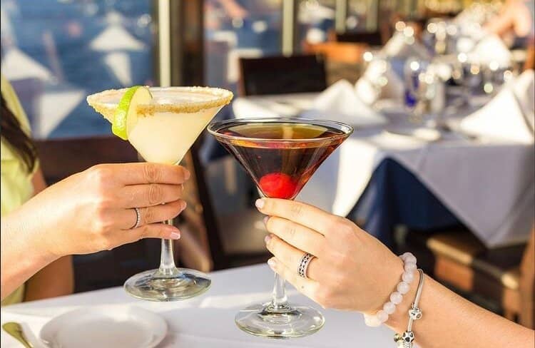 Rooftop Bar Ambiance