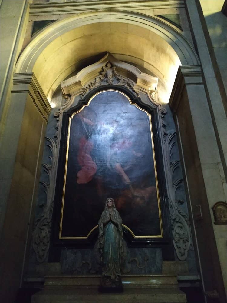 Panoramic Hilltop Vistas