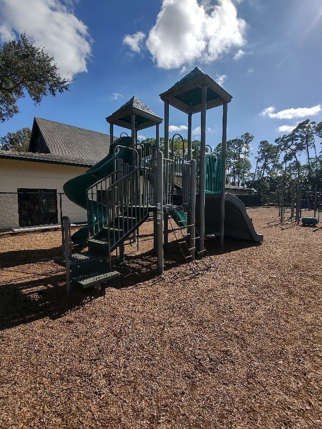 Great place in Naples to come and enjoy endless activities. The park offers a dog park, tennis courts, sports fields, roller rink and much more. Whether your looking for something fun to do as a couple, enjoy sometime with your four legged friend or take your kids out to have the best time this park has it all. Just one of the many great places to visit and have fun inn Naples and Collier county. Frank Procopio the Naples Agent highly recommends!