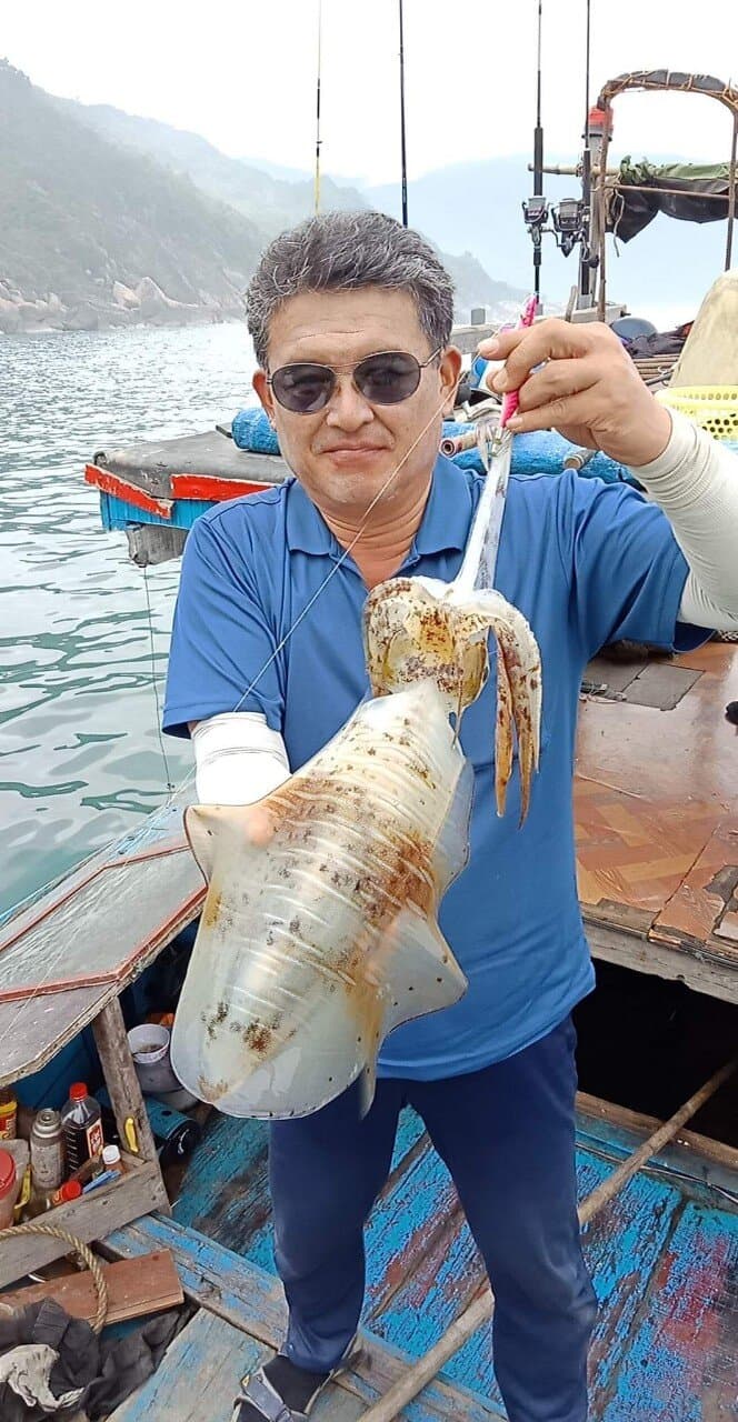 Tour Câu Mực Lá Tại Sơn Trà Đà Nẵng