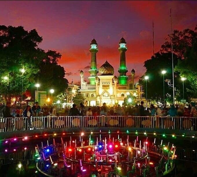 Alun-Alun Adjacency