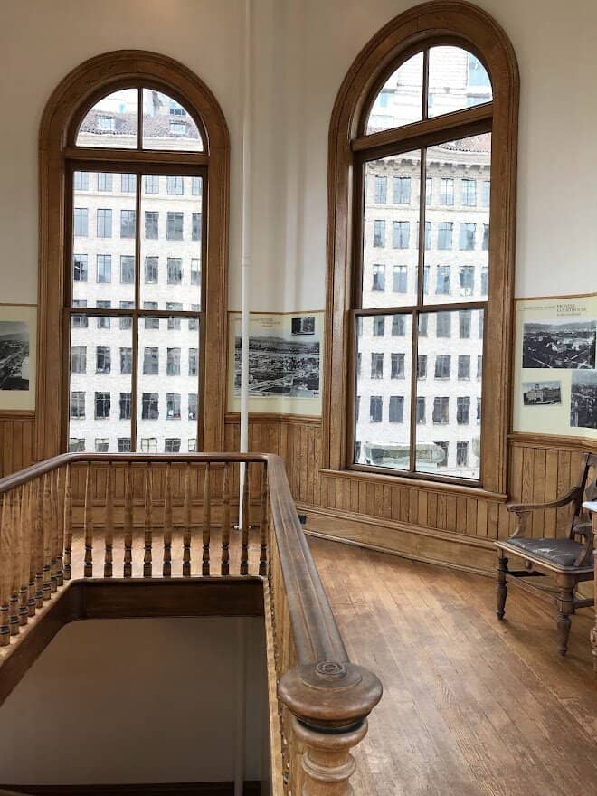 Pioneer Courthouse Square