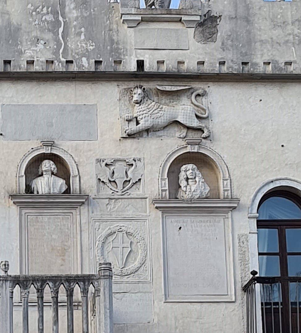 XV Century City Loggia