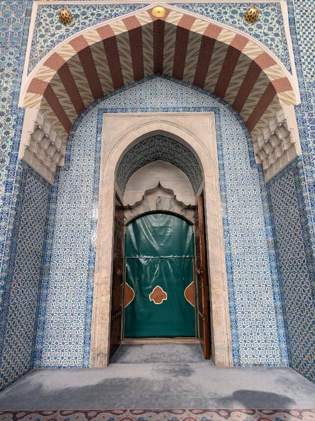 Vertical photo