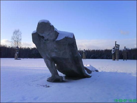 Monumental Sculptures