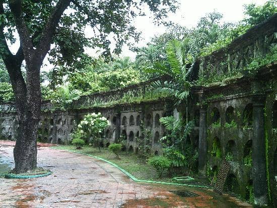 Fountain and Gardens