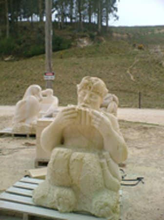 Random sculptures about the quarry