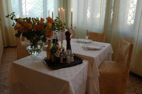 Intimate & Family-Friendly Atmosphere