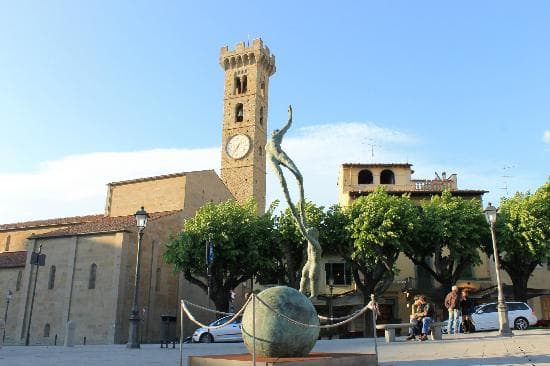 The cathedral, view from piazza mino