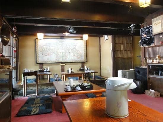 Cozy Cafes and Eateries