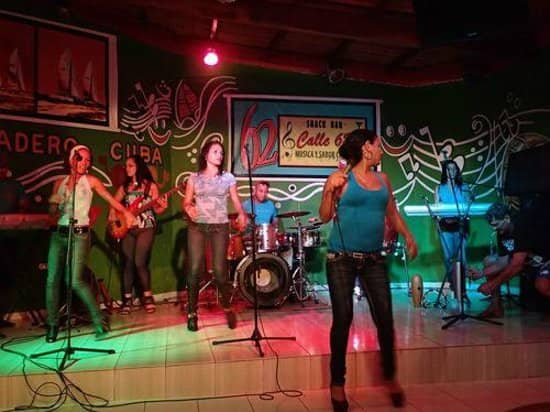 Affordable Drinks & Lively Ambiance