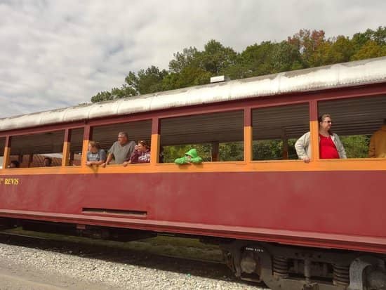 Open-Air Gondola Cars