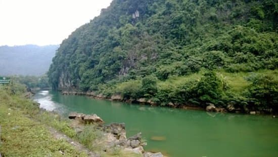 Đường qua Quản Bạ lên Yên Minh Hà Giang