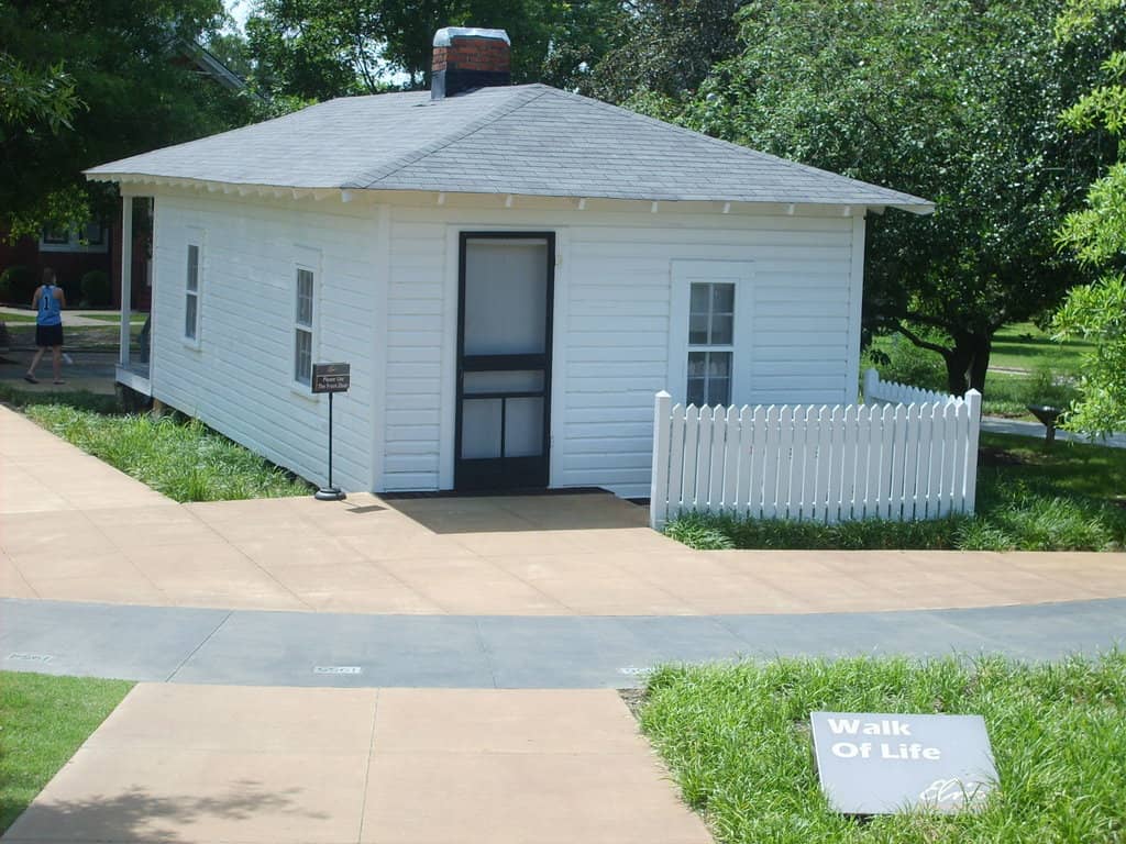 Elvis Presley Museum