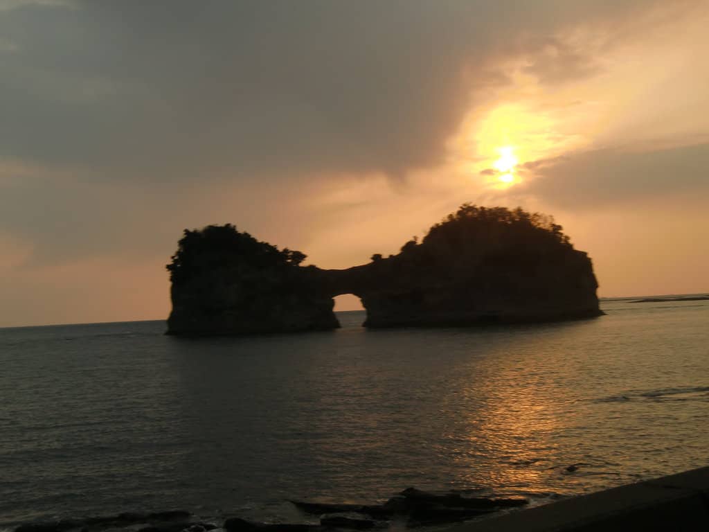 The Iconic Moon-Shaped Arch