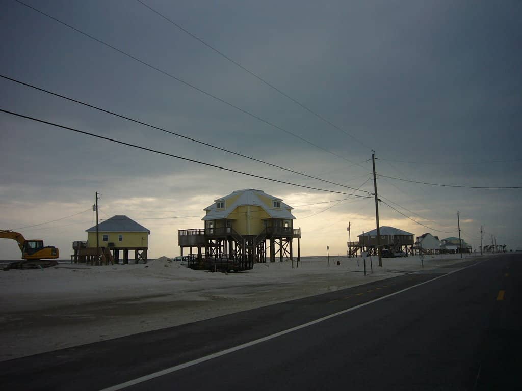 Shaggy's Biloxi Beach