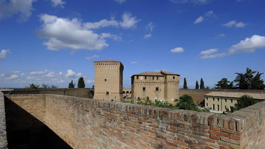 Mastio e Palatium dagli spalti esterni