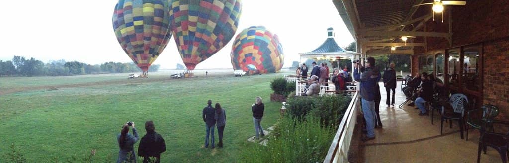 Balloon Inflation Spectacle