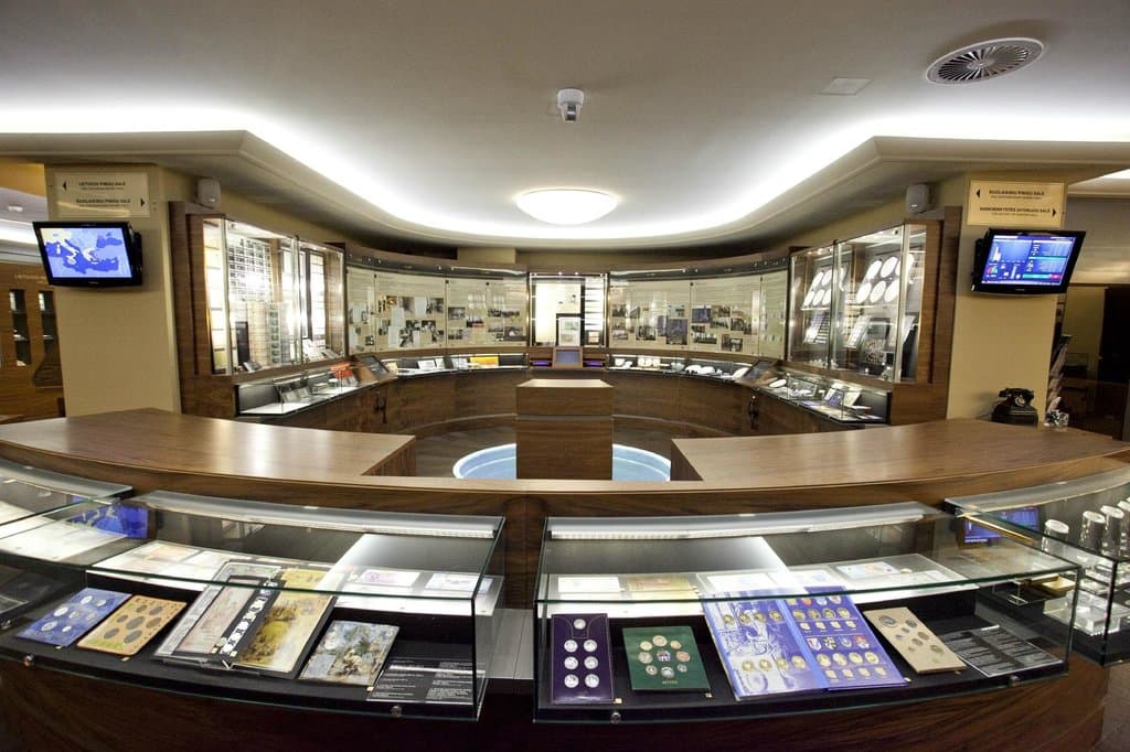 The Contemporary Money Hall