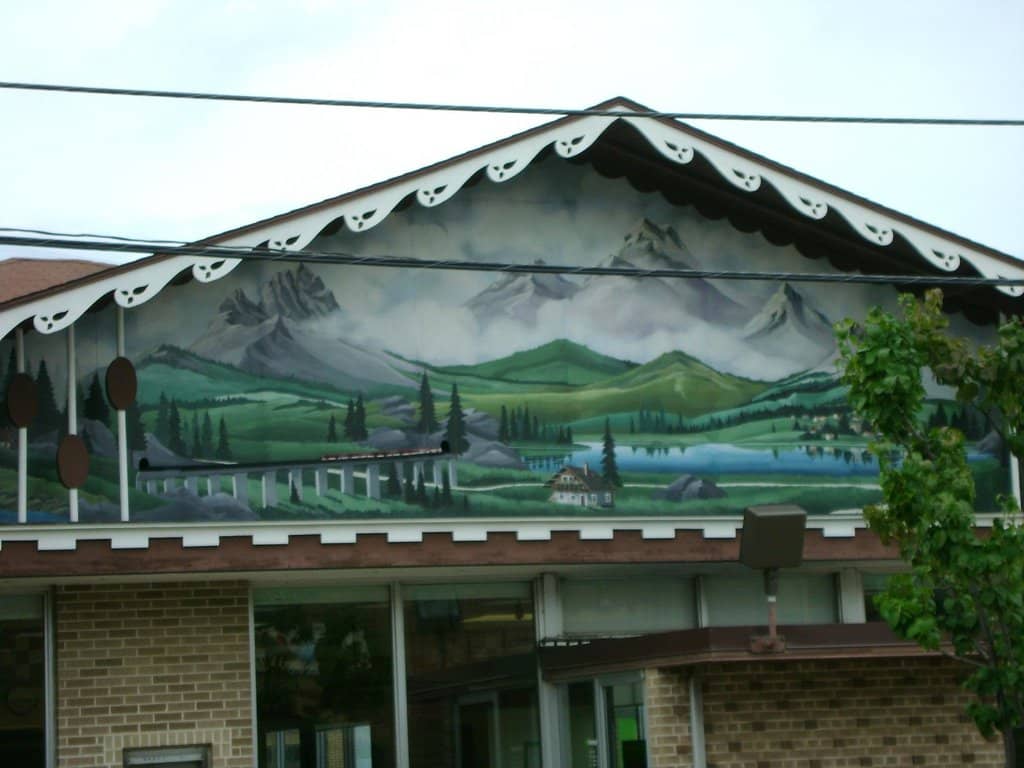 Local Shops and Dining