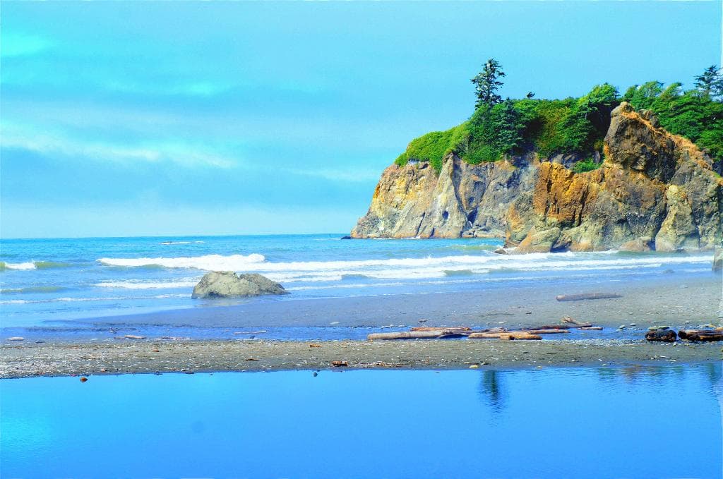Cloudy day at Ruby beach