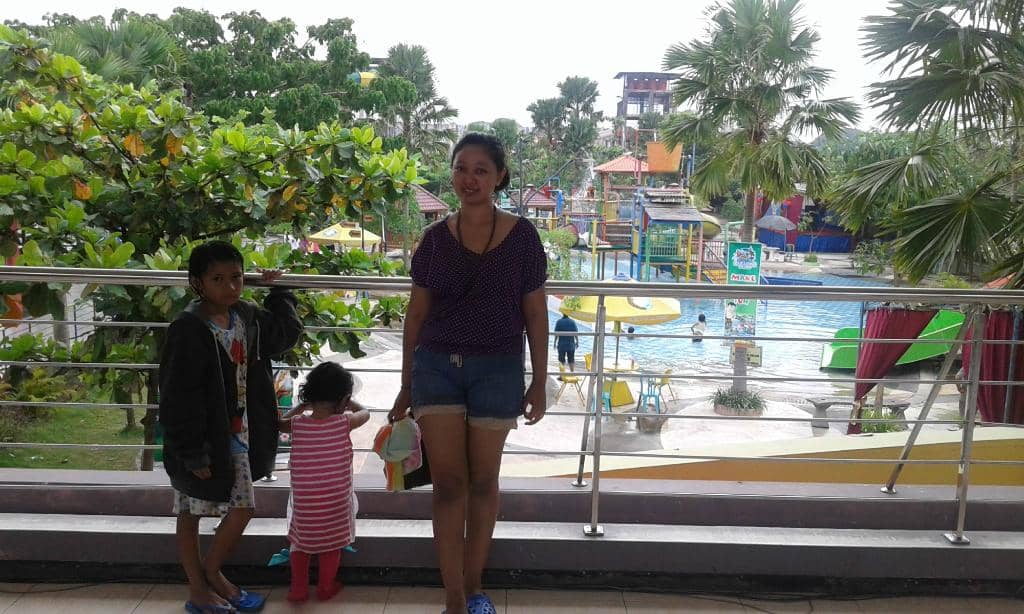 Wave Pool Fun