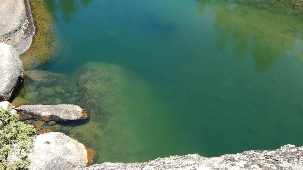 Lago Meliquina's Turquoise Waters