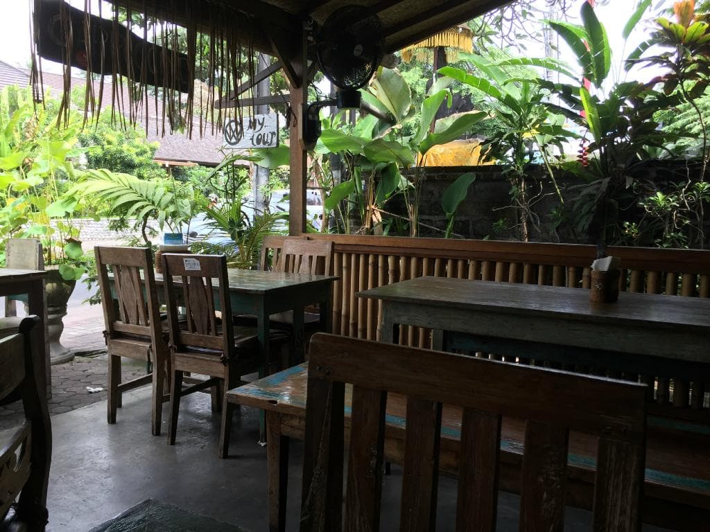 Warung Little Bird.