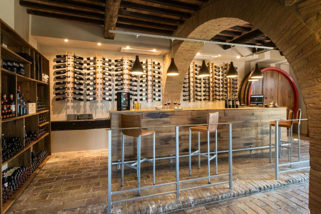 Wine-shop
