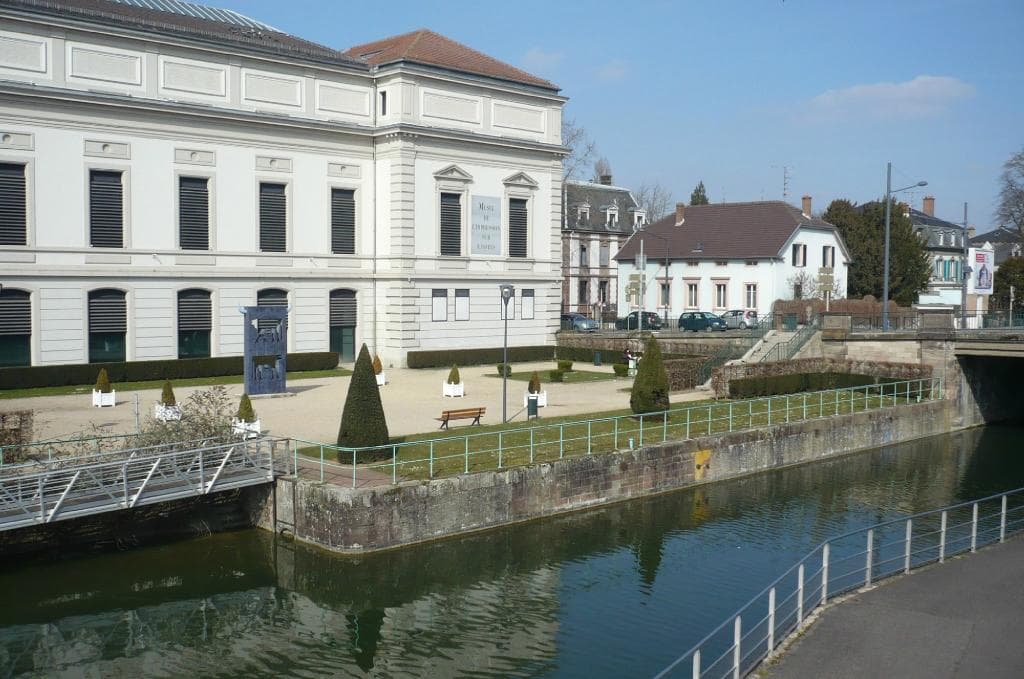 autre façade côté canal