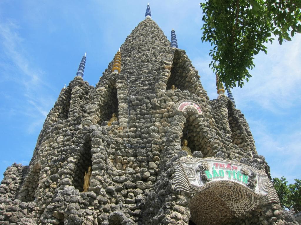 Tu Van Pagoda (Shell Pagoda)