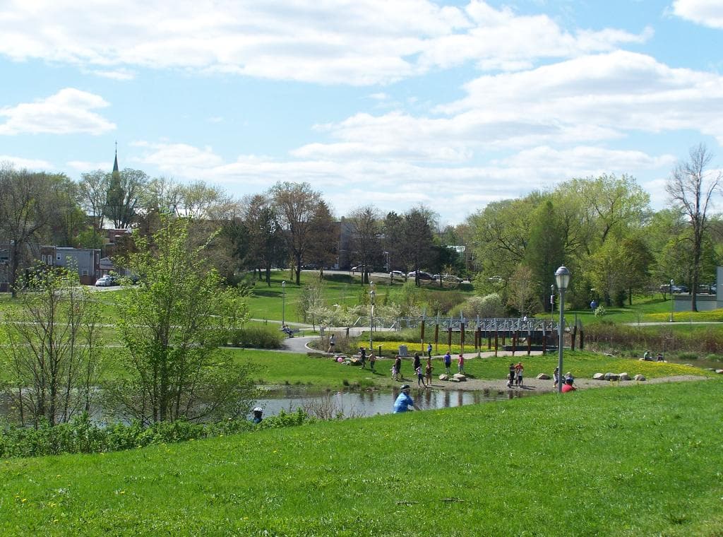 Représentation contemporaine de la "Petite Hermine", Parc Cartier-Brébeuf