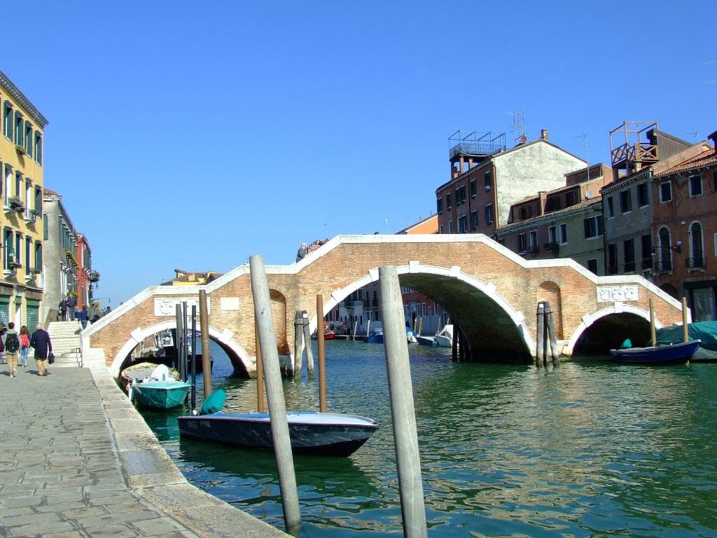 Мост Трех Арок