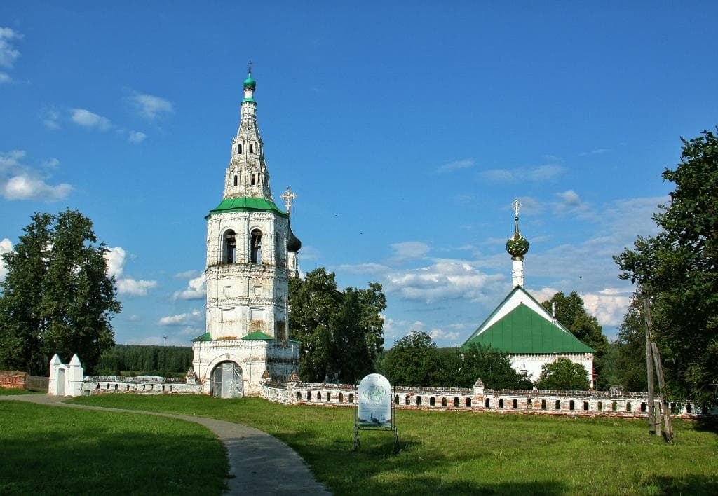 Вид на весь комплекс