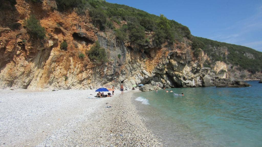 Rocky Caves & Secluded Spots