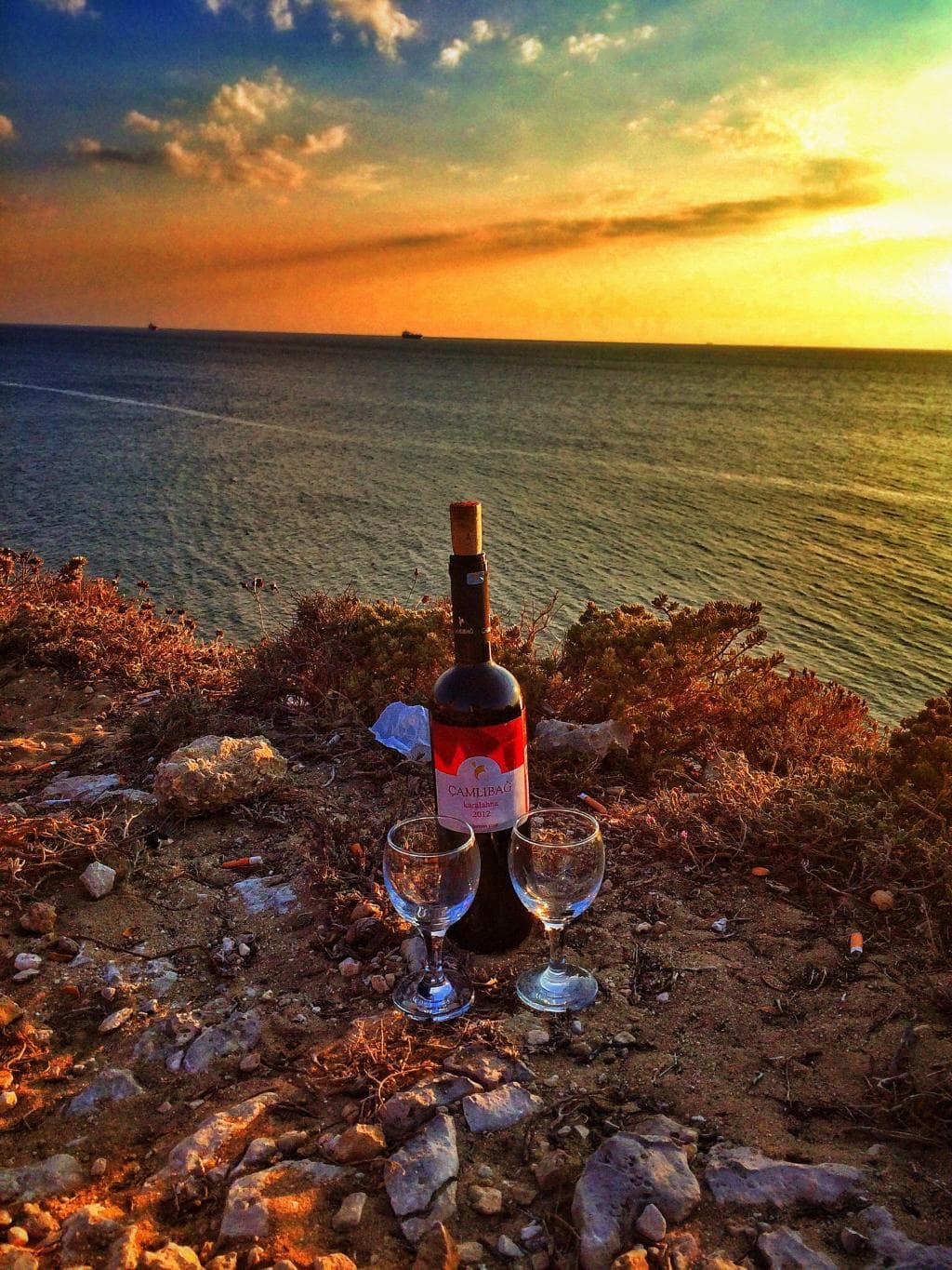 Bozcaada'nın muhteşem gün batımı Çamlıbağ Karalahna ile daha da güzel 🍷🍷