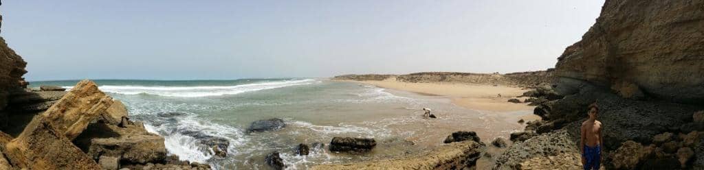 Panoramic Beachfront Dining