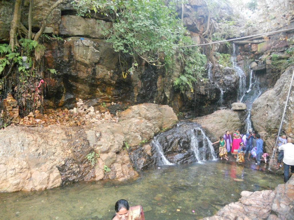 Pilgrims at Akasa Ganga