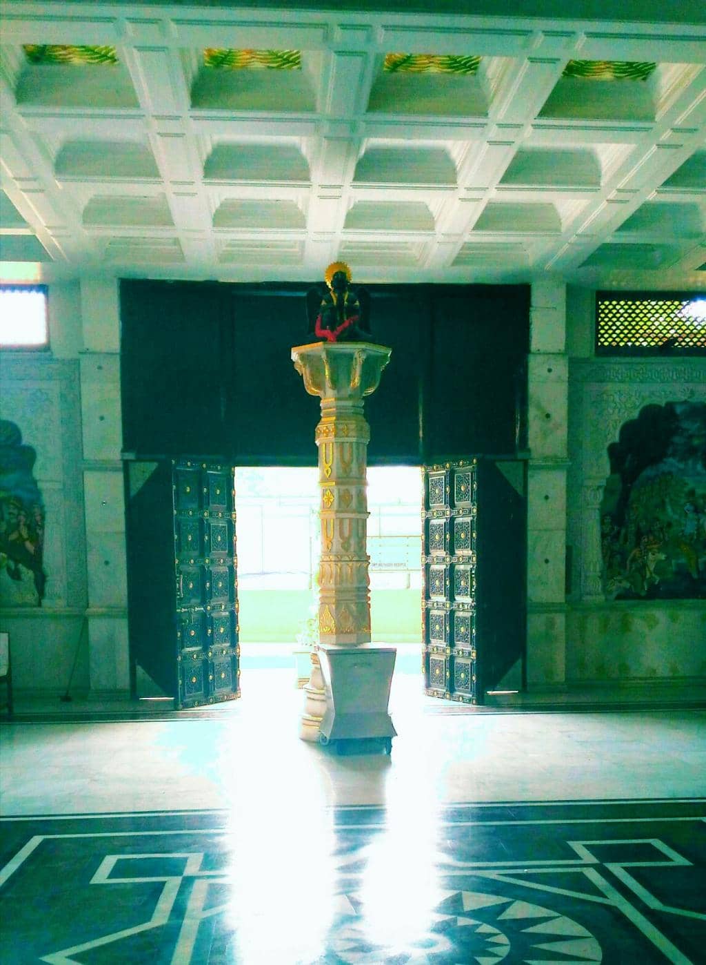 Peaceful Aarti Ceremony