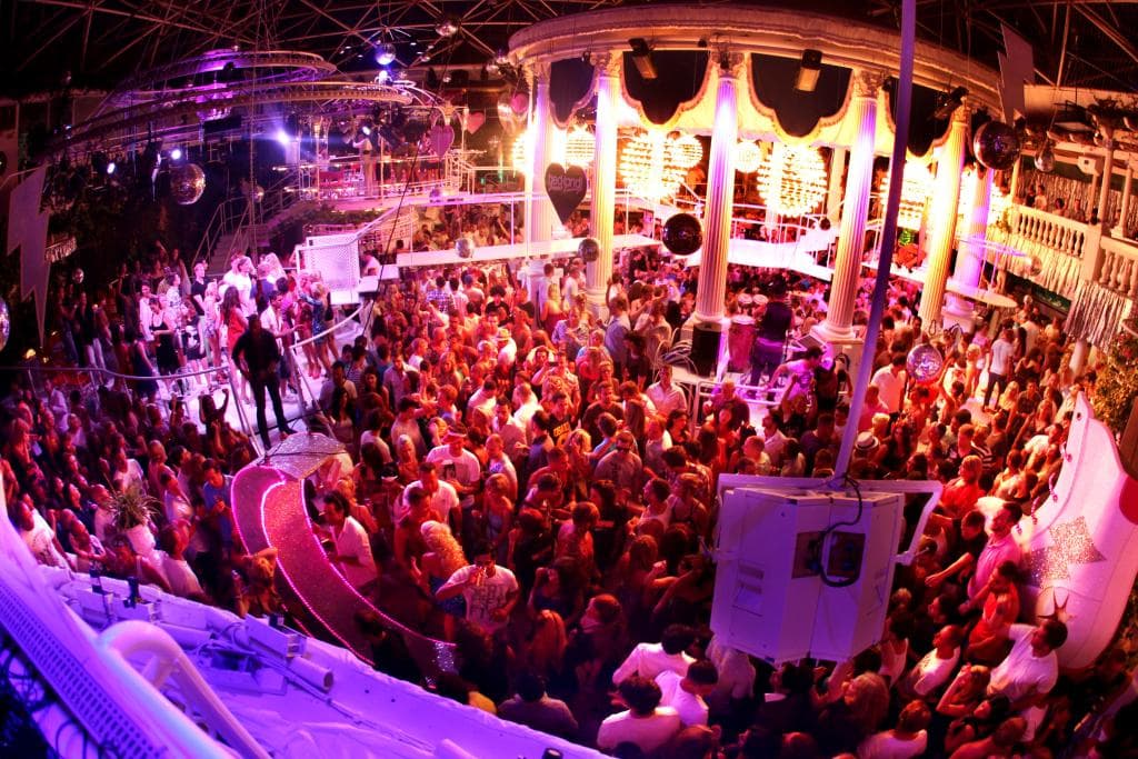 Es Paradis Main Room