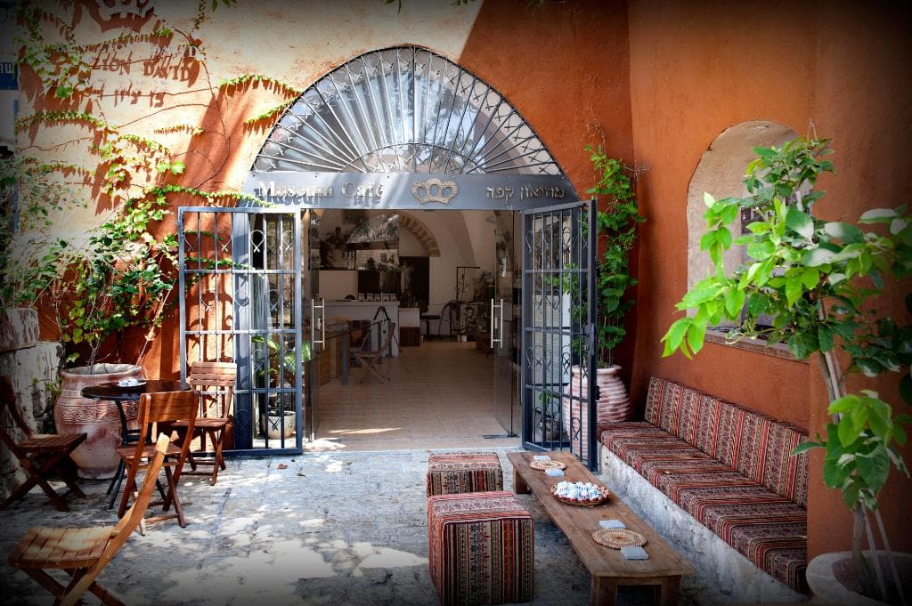 the museum's entrance