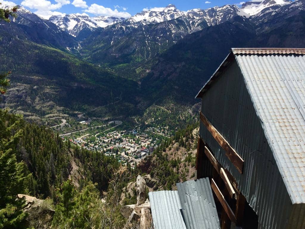 Panoramic Mountain Views