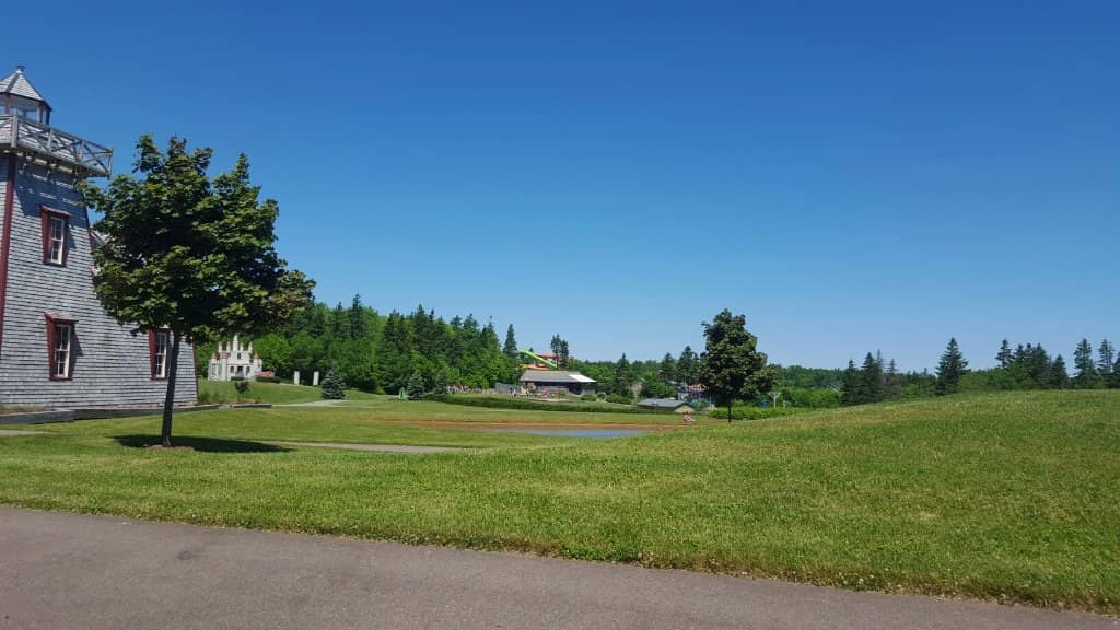 Petting Farm & Themed Areas