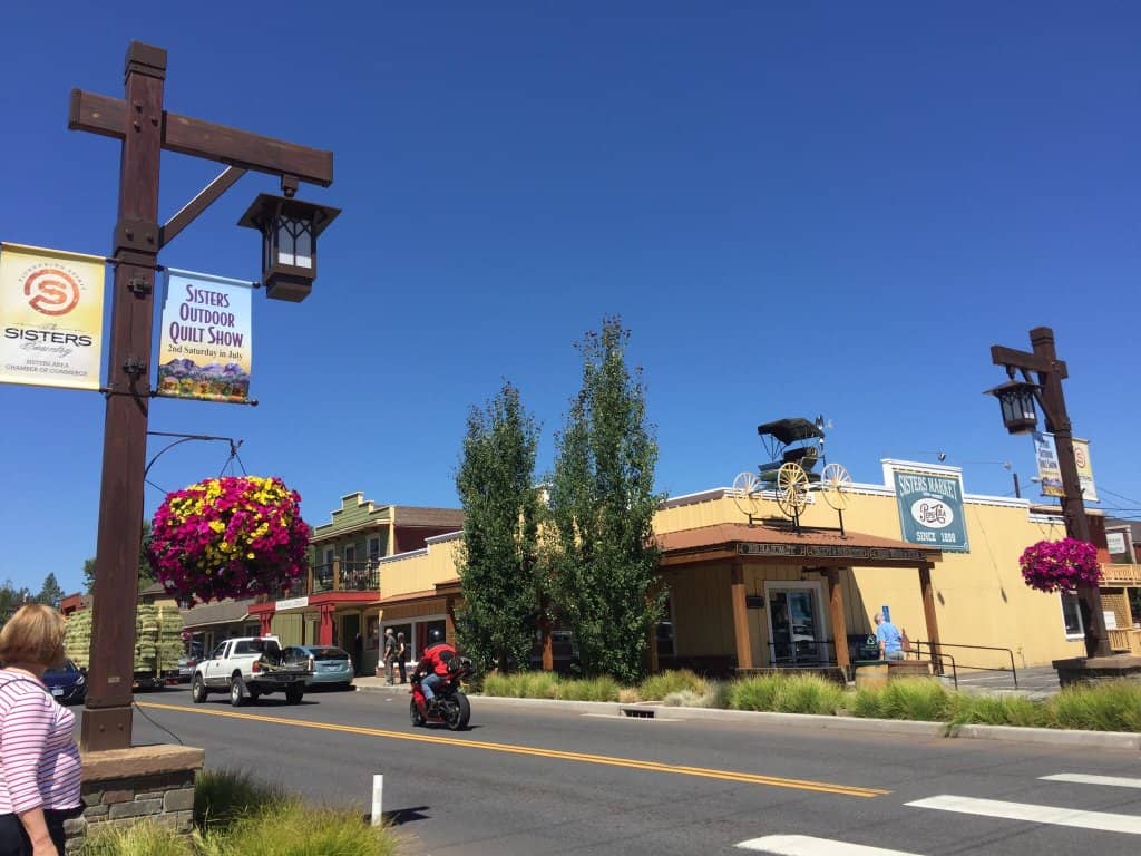 Sisters Rodeo Excitement