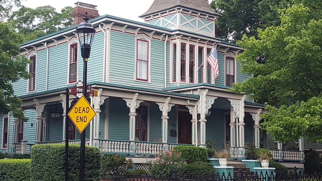 One of the many beautiful homes around the fourth ward