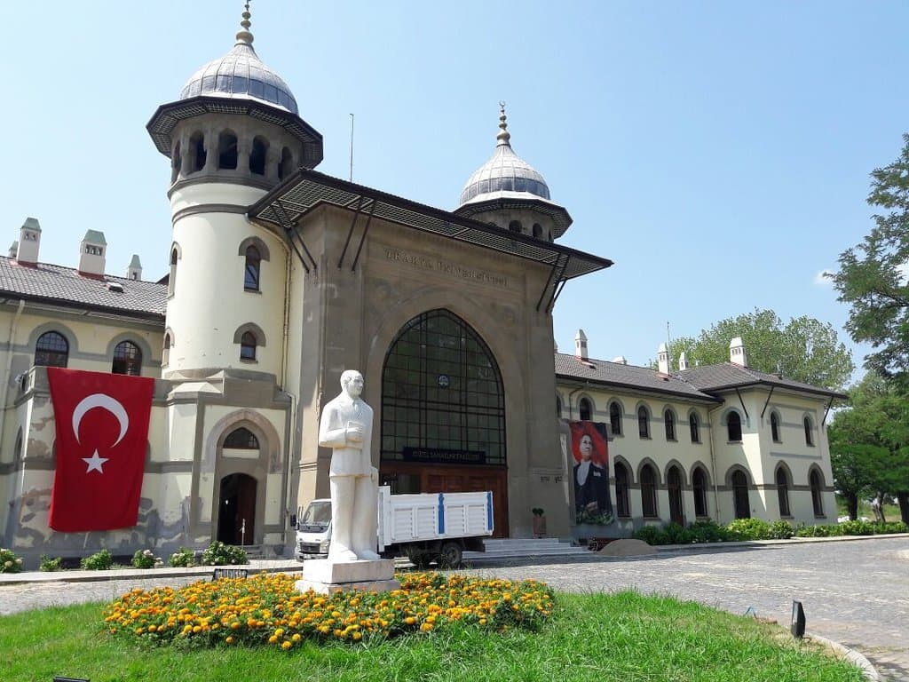 Karaağaç Railway Station