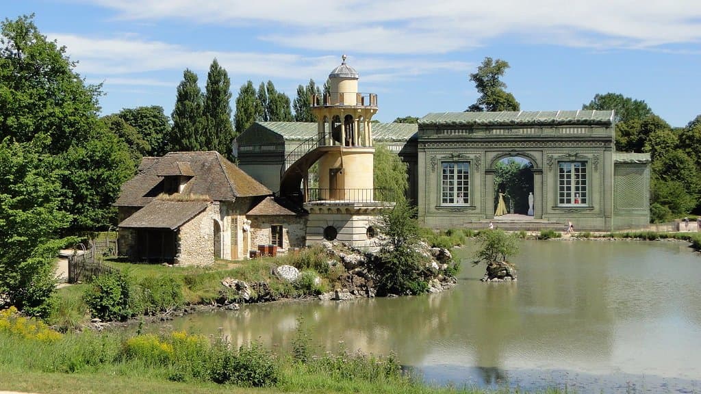 La tour de Malborough et la maison de la reine en restauration en arrière plan