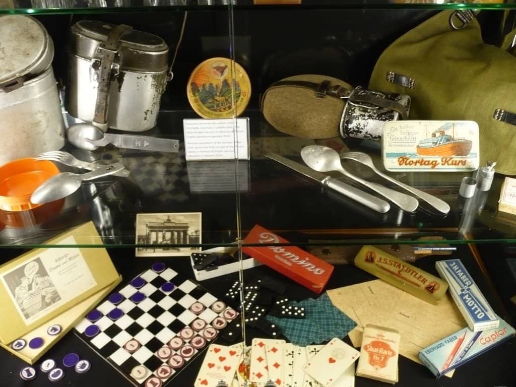 Dioramas and Maps