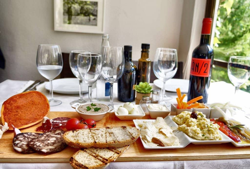 Unique Restaurant Entrance